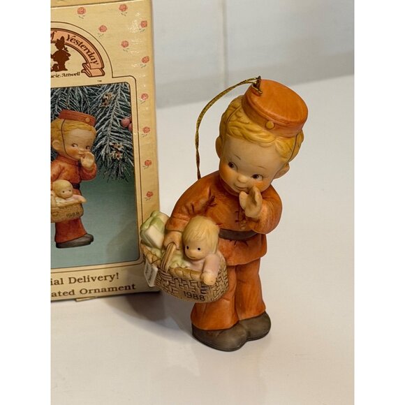 VTG 80s Enesco Memories of Yesterday Ornament “Special Delivery!” 3.5" Holiday - Picture 2 of 4